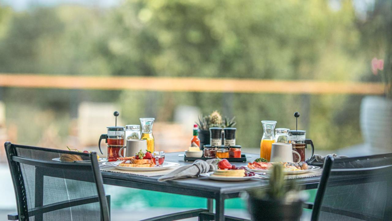 Little Kubu Lodge Hoedspruit Bagian luar foto