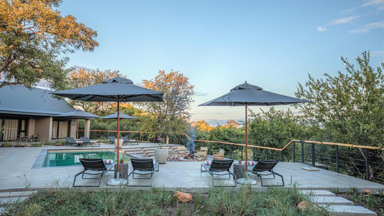 Little Kubu Lodge Hoedspruit Bagian luar foto