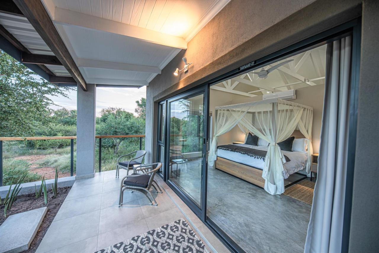 Little Kubu Lodge Hoedspruit Bagian luar foto