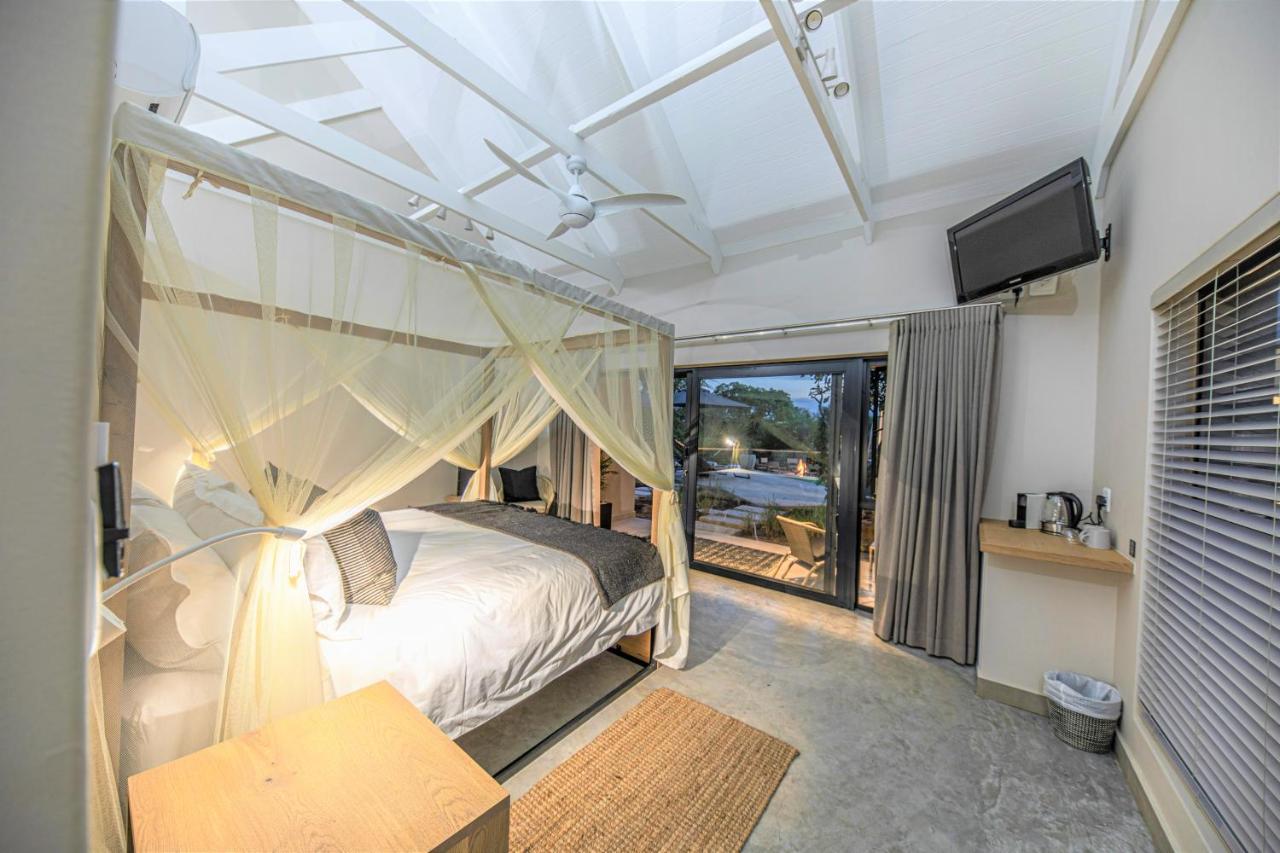 Little Kubu Lodge Hoedspruit Bagian luar foto